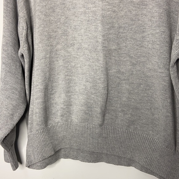 H&M Grey Crew Neck Knit Sweater - Picture 4 of 13